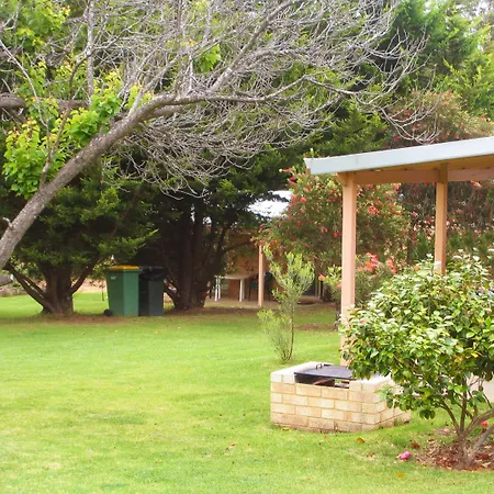 Peppermint Brook Cottages-2